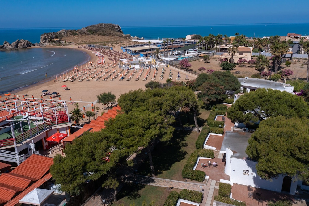 Hotel Baia d'Oro 42/55