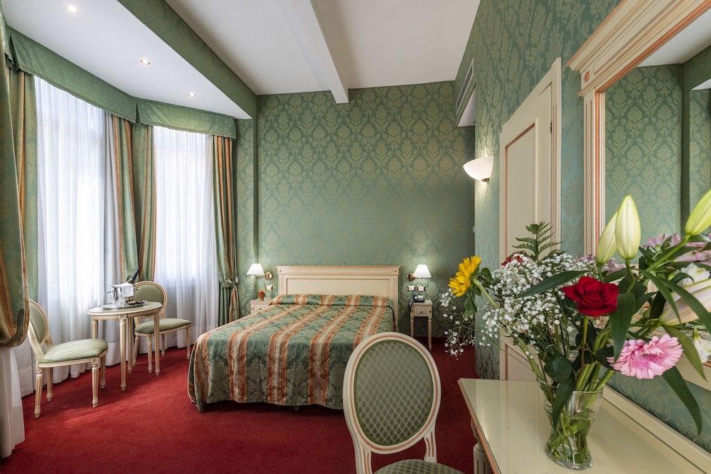 Hotel Villa Delle Palme 32/79