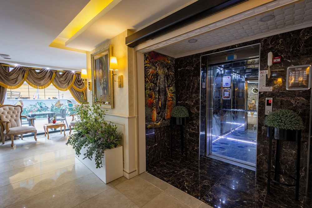 Alya Boutique Hotel 9/62
