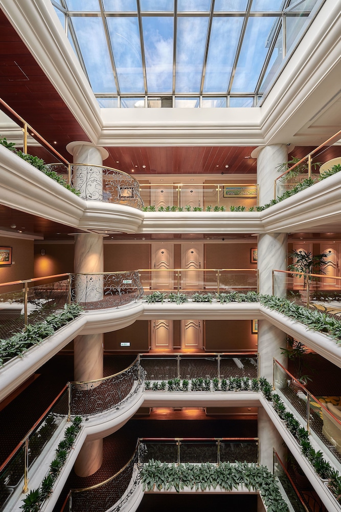 The Riviera Taipei Hotel in TAIPEI