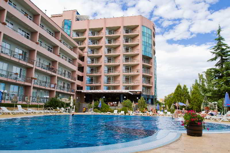 Lilia Hotel 6/40