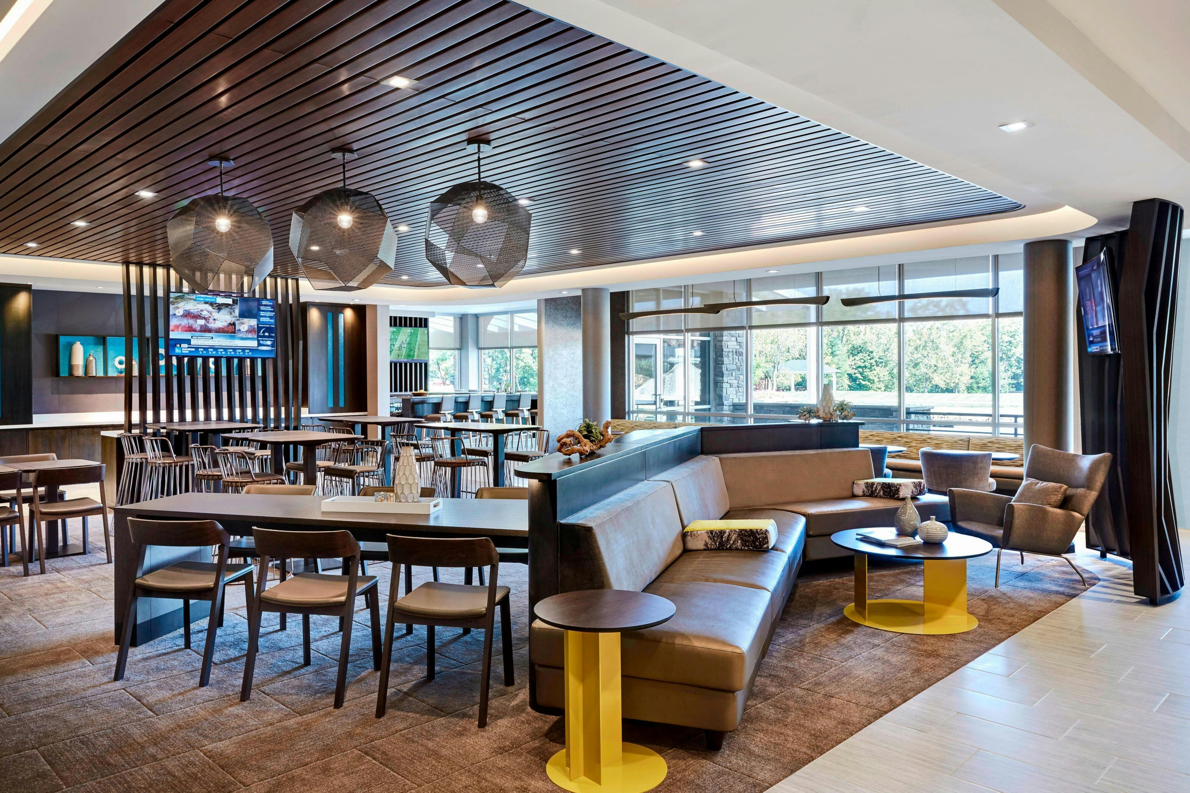 Springhill Suites By Marriott Surprise 5/10