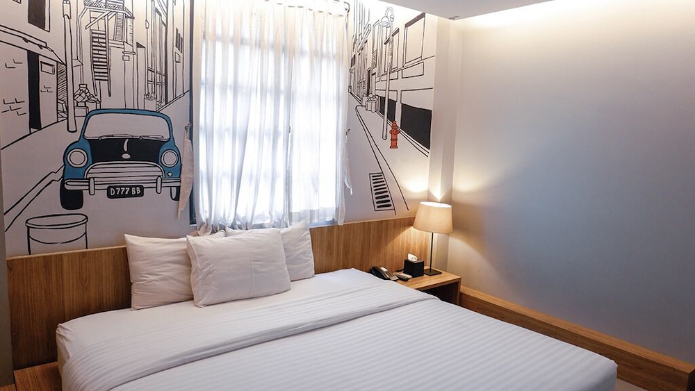 Triple Seven Hotel 13/39