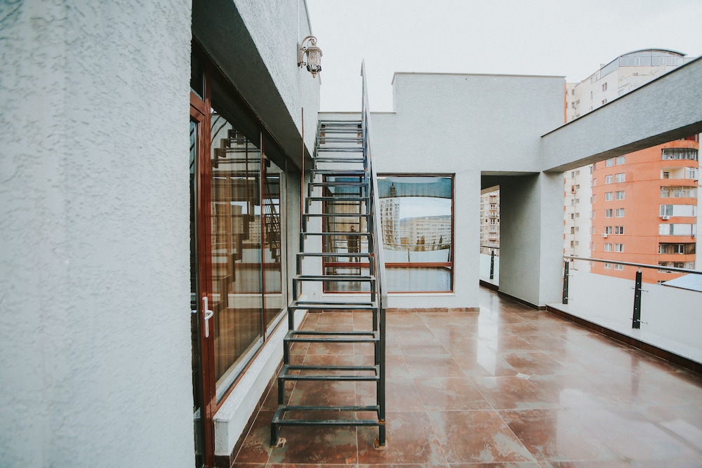 Hotel Wine Palace 41/45