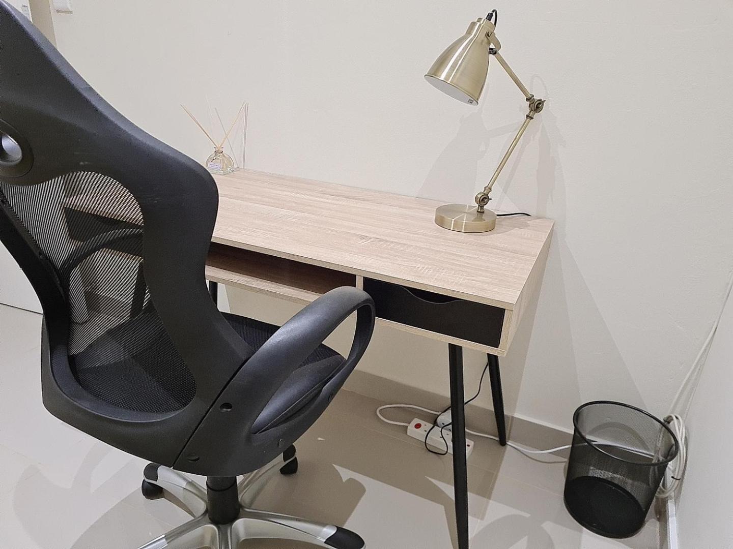 Modern Executive Unit 19/50