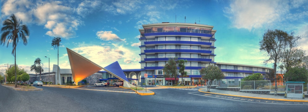 Hotel Quito by Sercotel 40/48