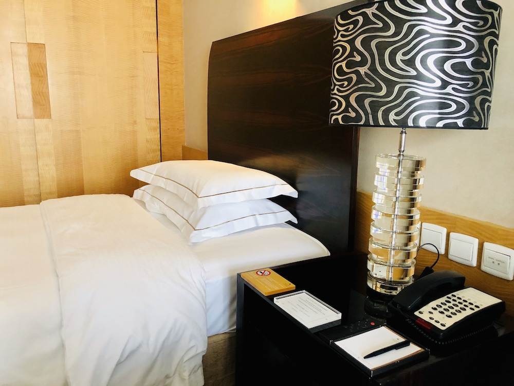 Marco Polo Parkside Beijing Hotel 32/84