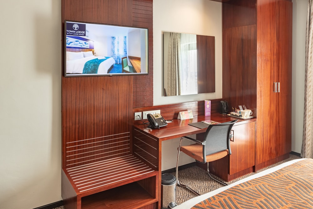City Lodge Hotel at OR Tambo International Airport 32/48