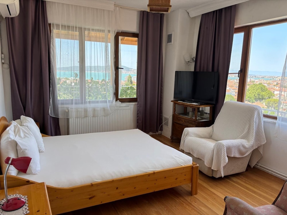 Gunebakan Taliani Otel 7/41