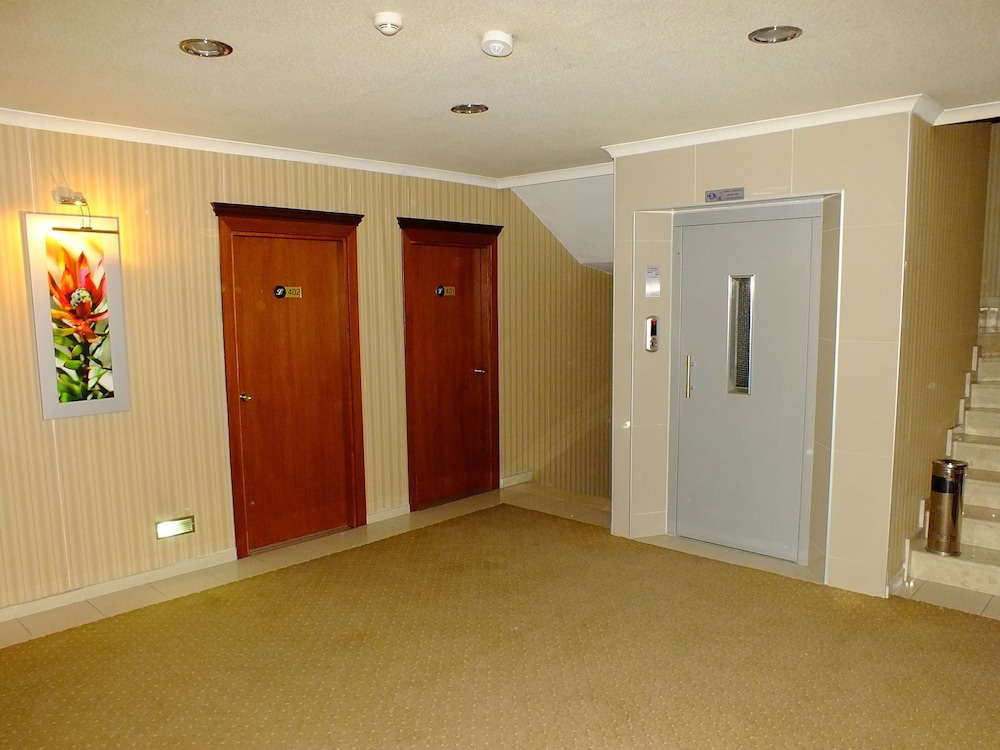 Lifos Hotel 2/48