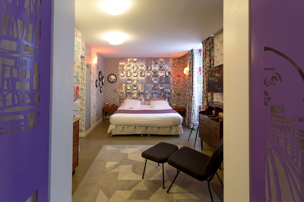 Hotel Crayon 42/78
