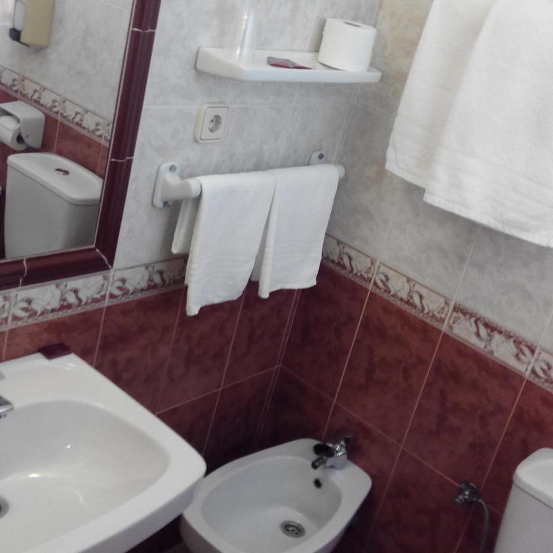 غرفة بسرير مزدوج مع سرير إضافي، Hotel Riavela 5/10