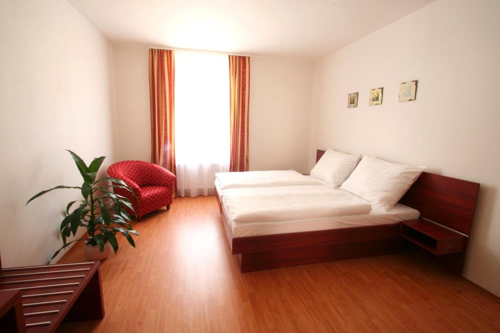 Aparthotel Susa 15/35
