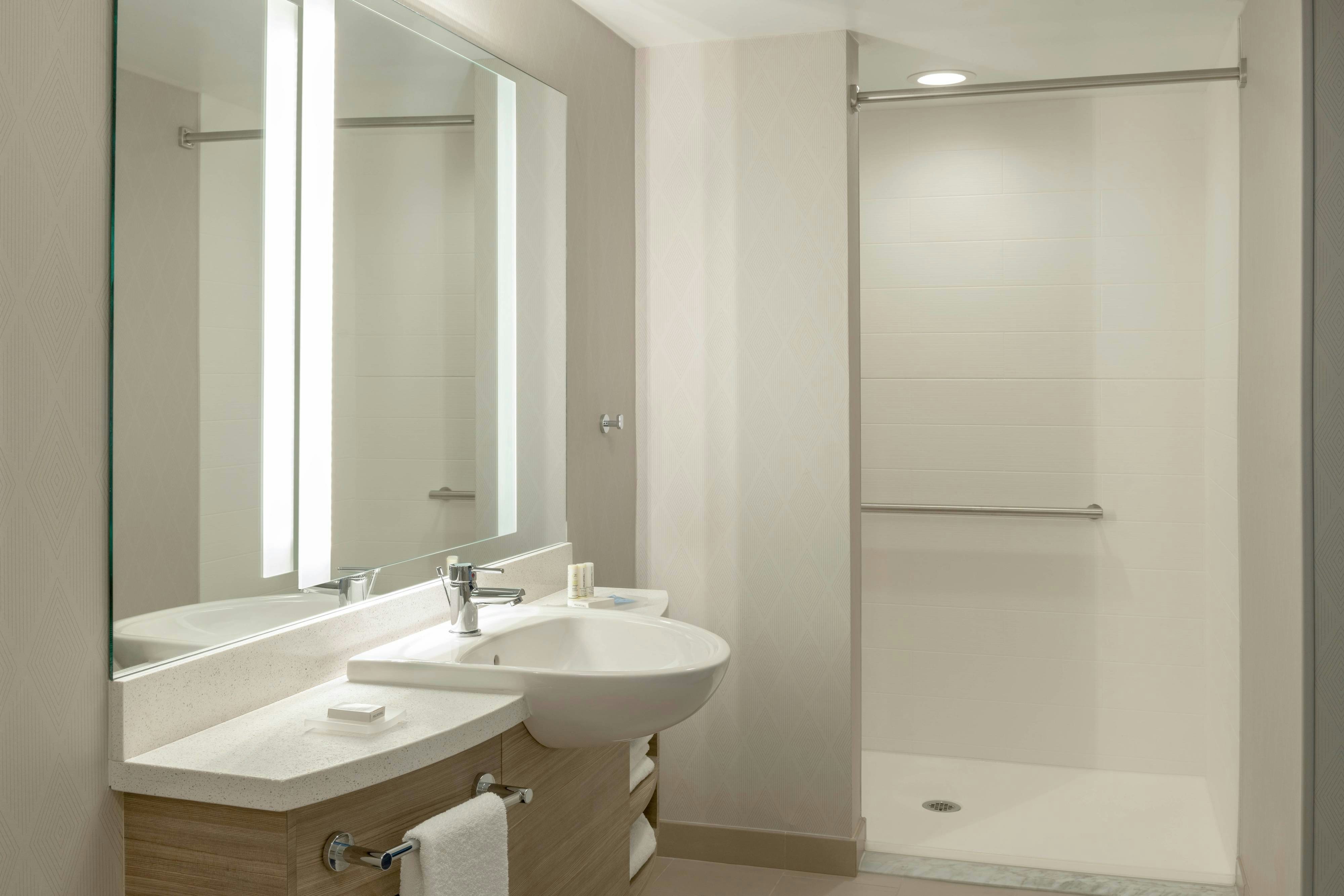 SpringHill Suites by Marriott San Diego Carlsbad 33/34