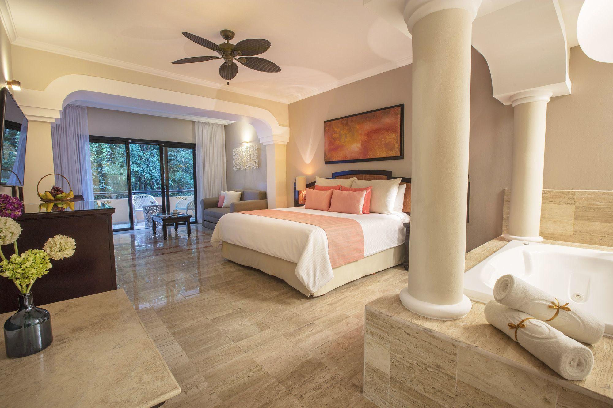 Renovated, Junior Suite, Garden View