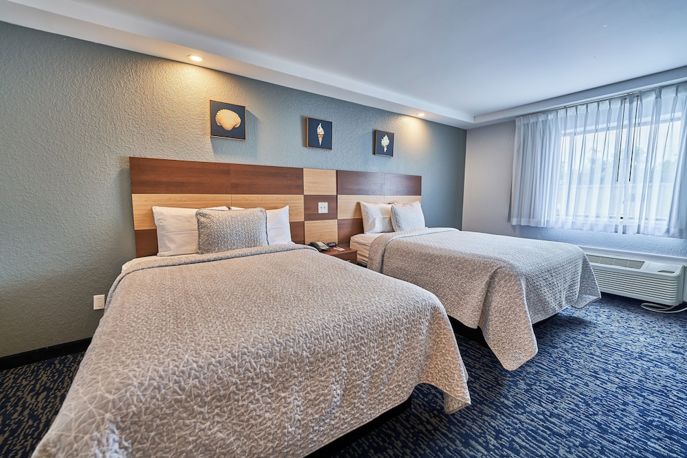 Hyannis Plaza Hotel 17/63
