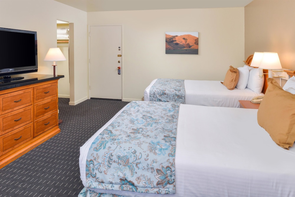 Svendsgaard S Danish Lodge Americas Best Value Inn 14/26
