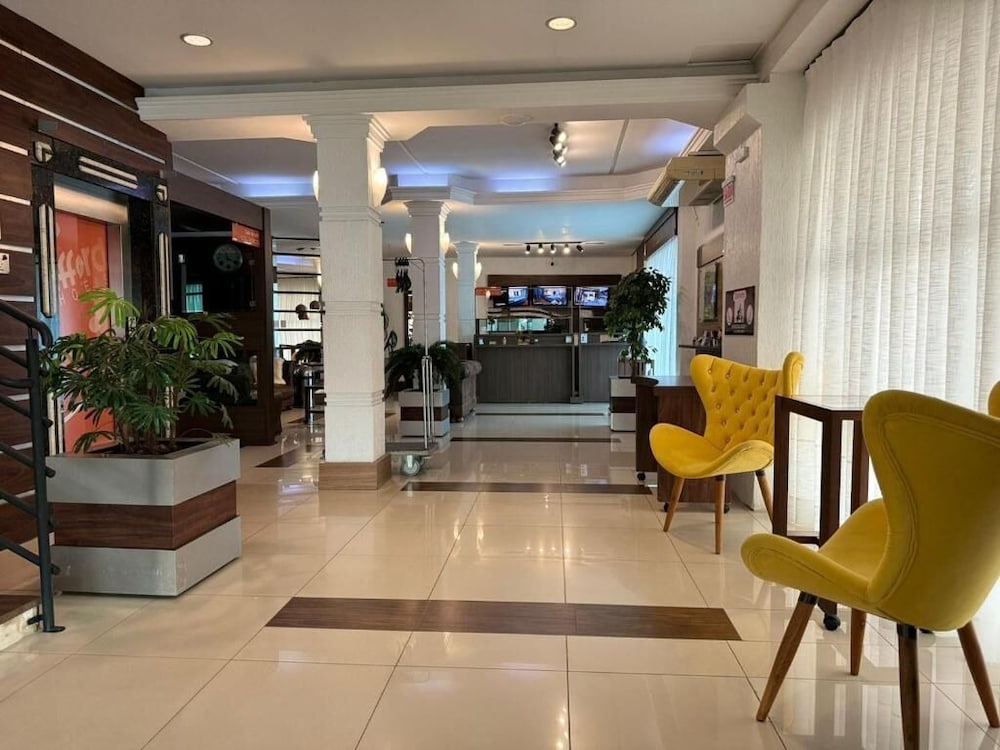 Afford Hoteis Lages 33/49