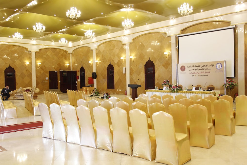 Lobby at TOP Tio Sea Resort, DOHA
