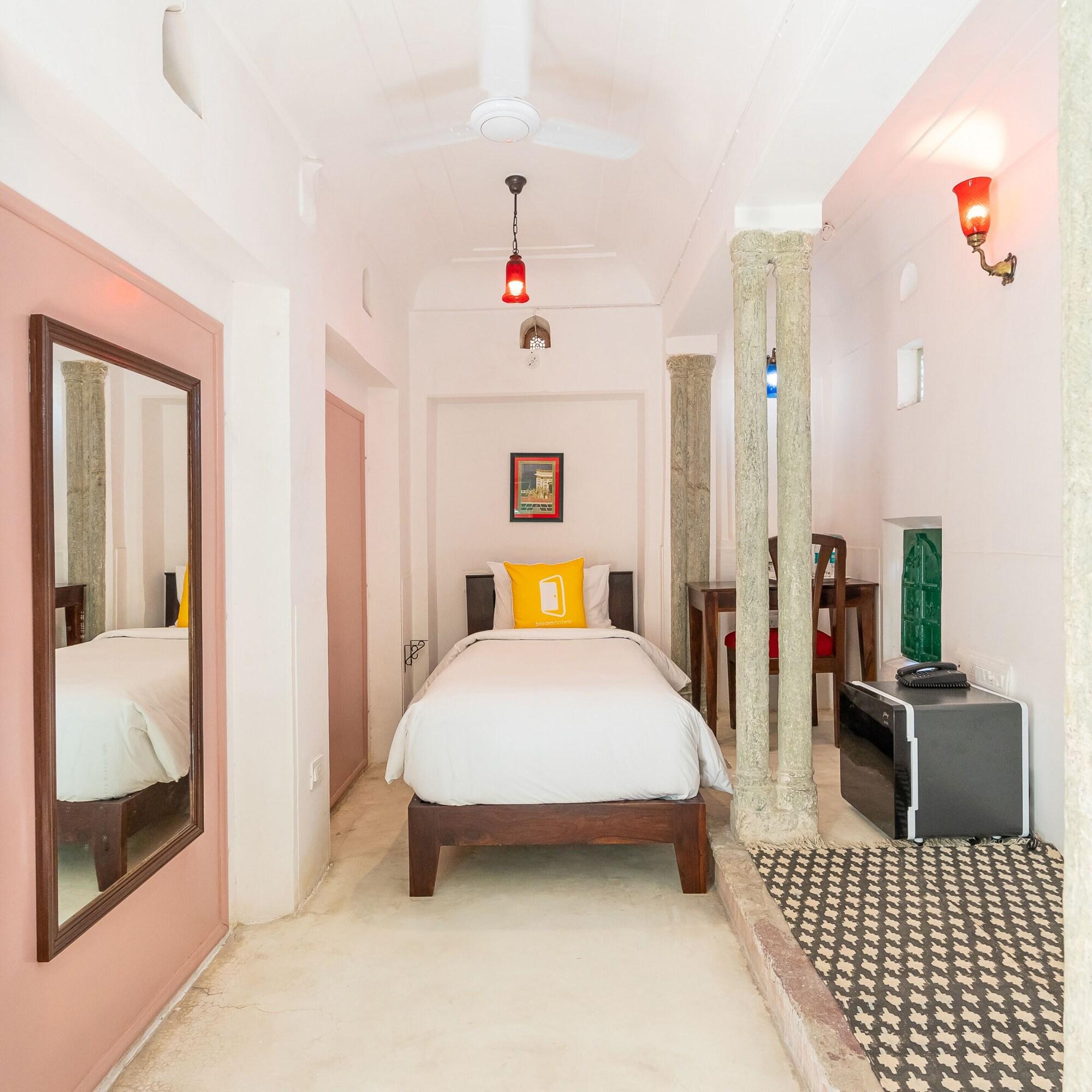 Bloom Boutique - Chelon Haveli 32/47