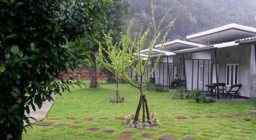 V Valley Resort 38/55