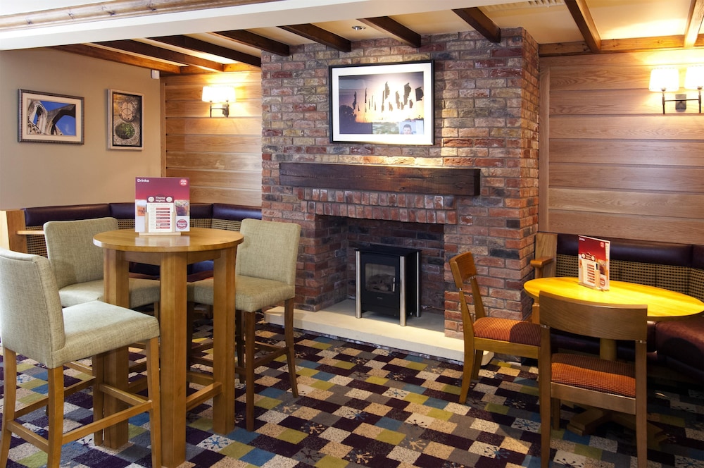 Premier Inn Glastonbury 41/54