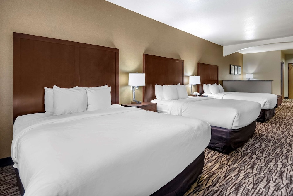 Comfort Suites Portland Airport 12/39