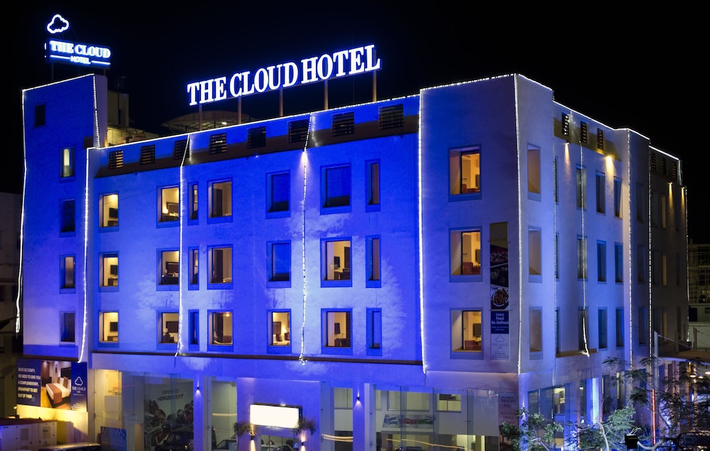 The Cloud Hotel 1/49