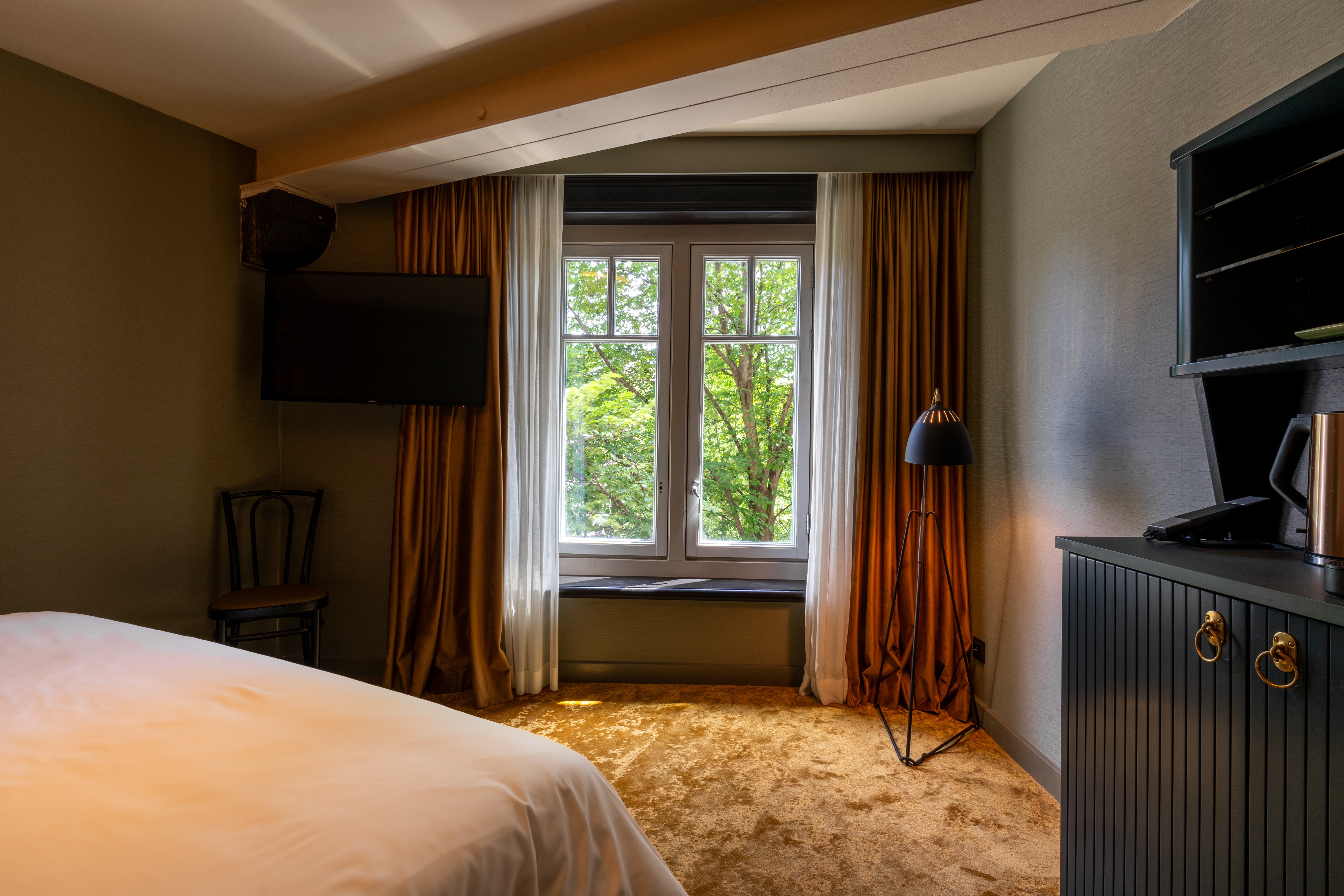 COMFORT, DOUBLE OR TWIN BED, CANAL VIEW