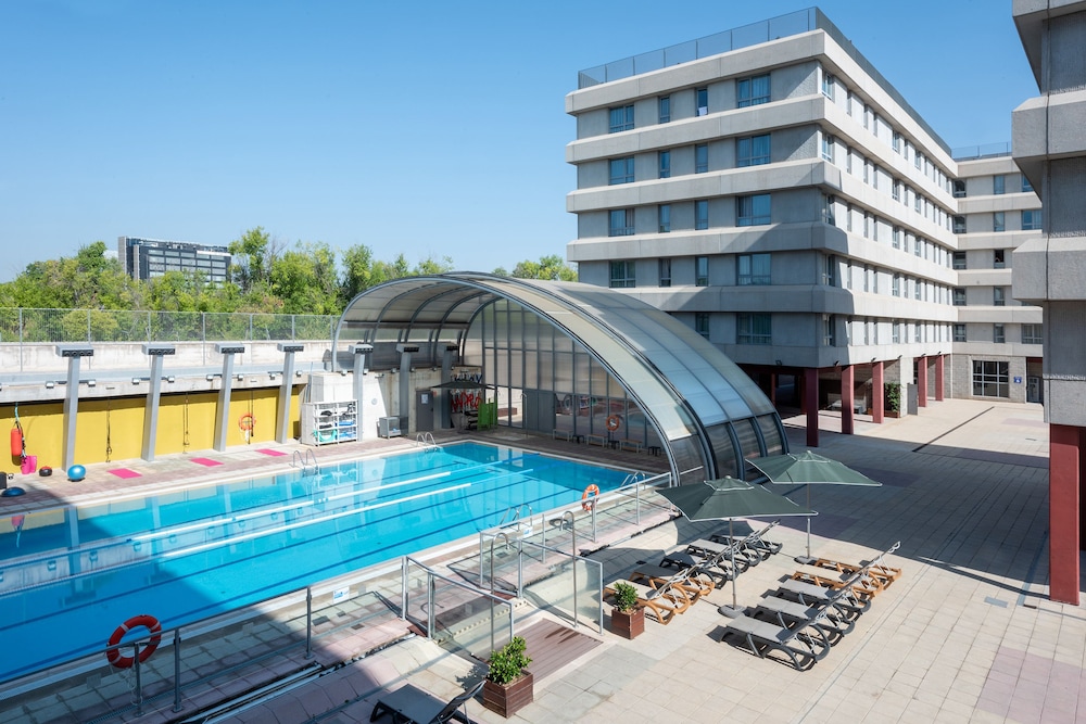 Madrid Airport Suites Affiliated By Melia 3/67