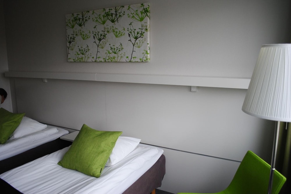 Kumla Hotel 24/38