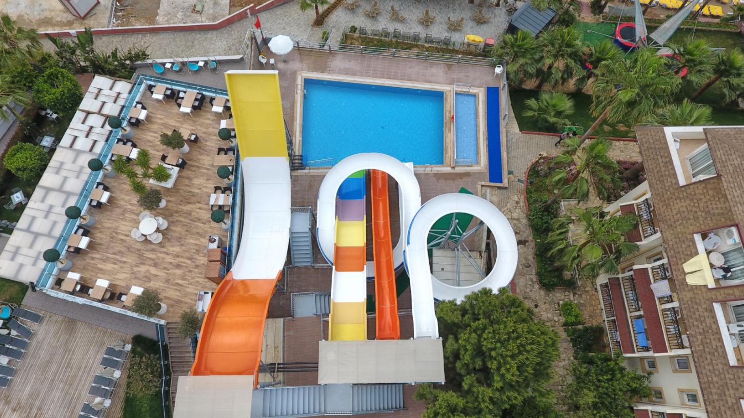 Eos Beach Hotel 7/55