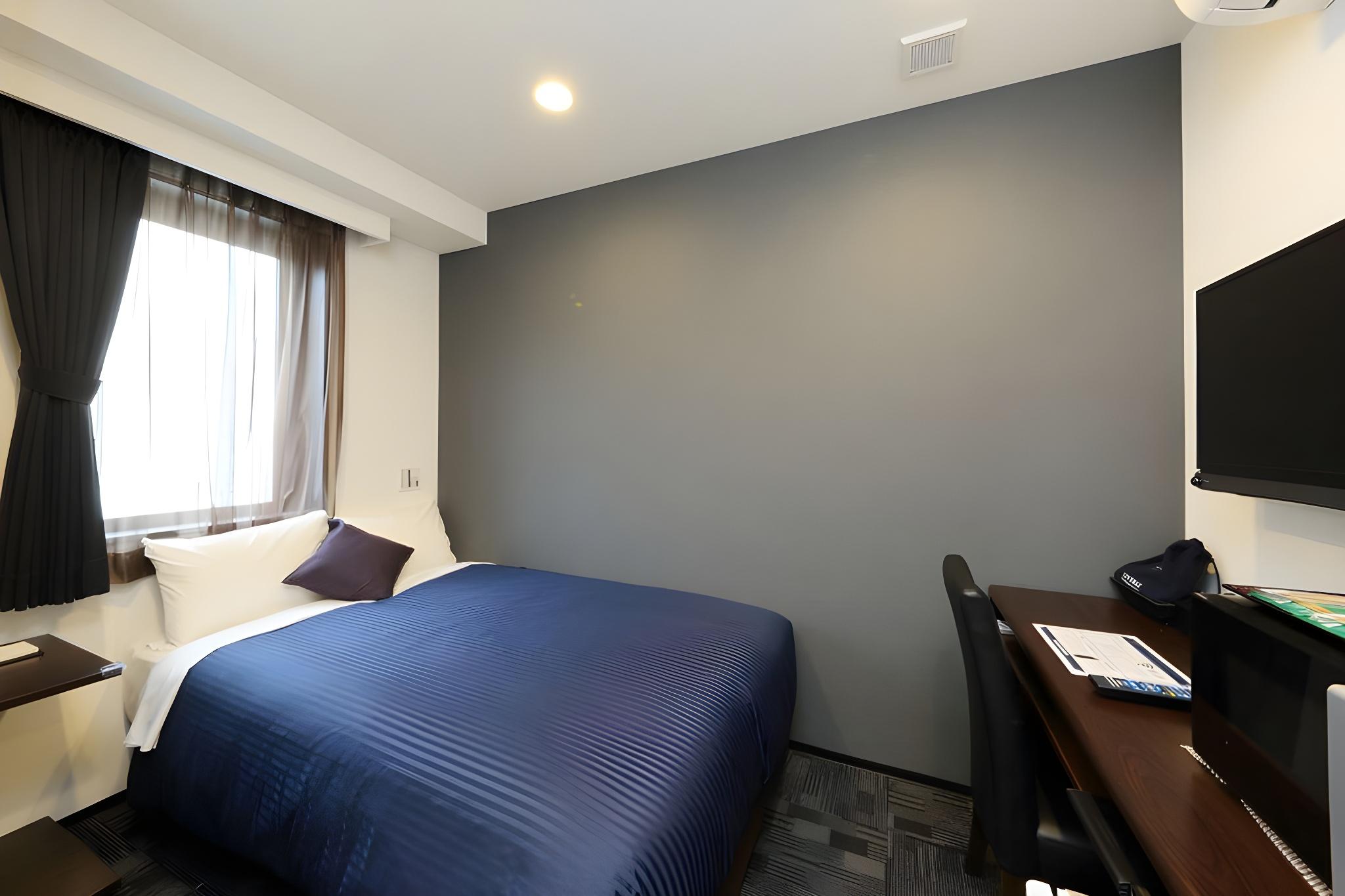 Room, Single, Smoking