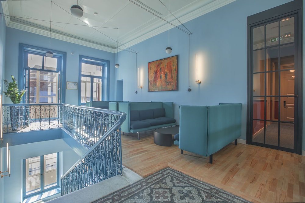 Heritage Hotel and Suites 26/39