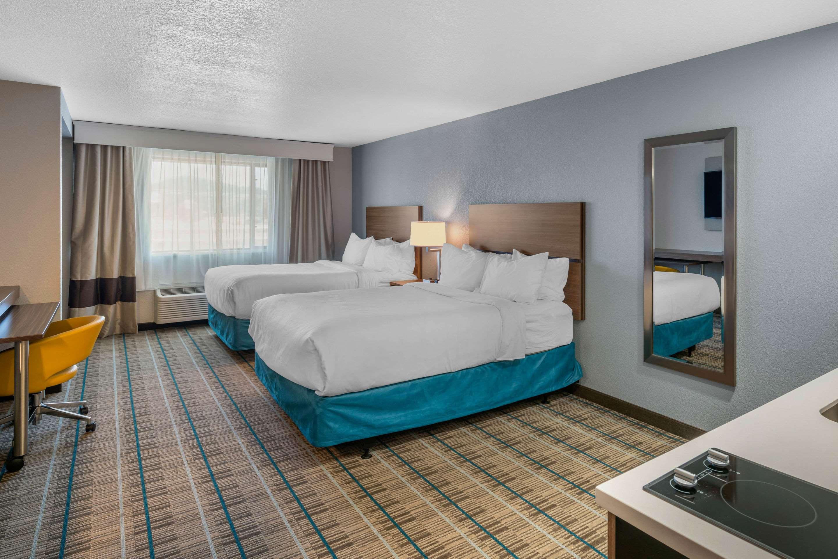 غرفة بسريرين كوين، MainStay Suites Coeur d Alene, ID 5/9