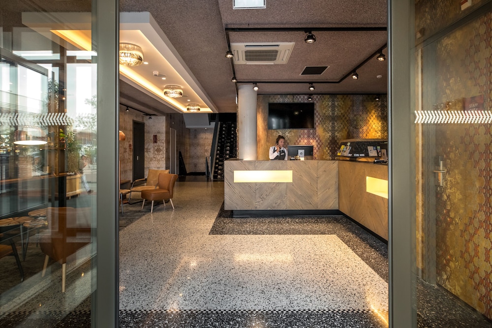 Hotel Roermond 6/47