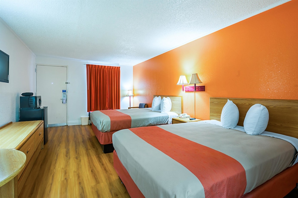 Motel6 Perry, GA 23/39
