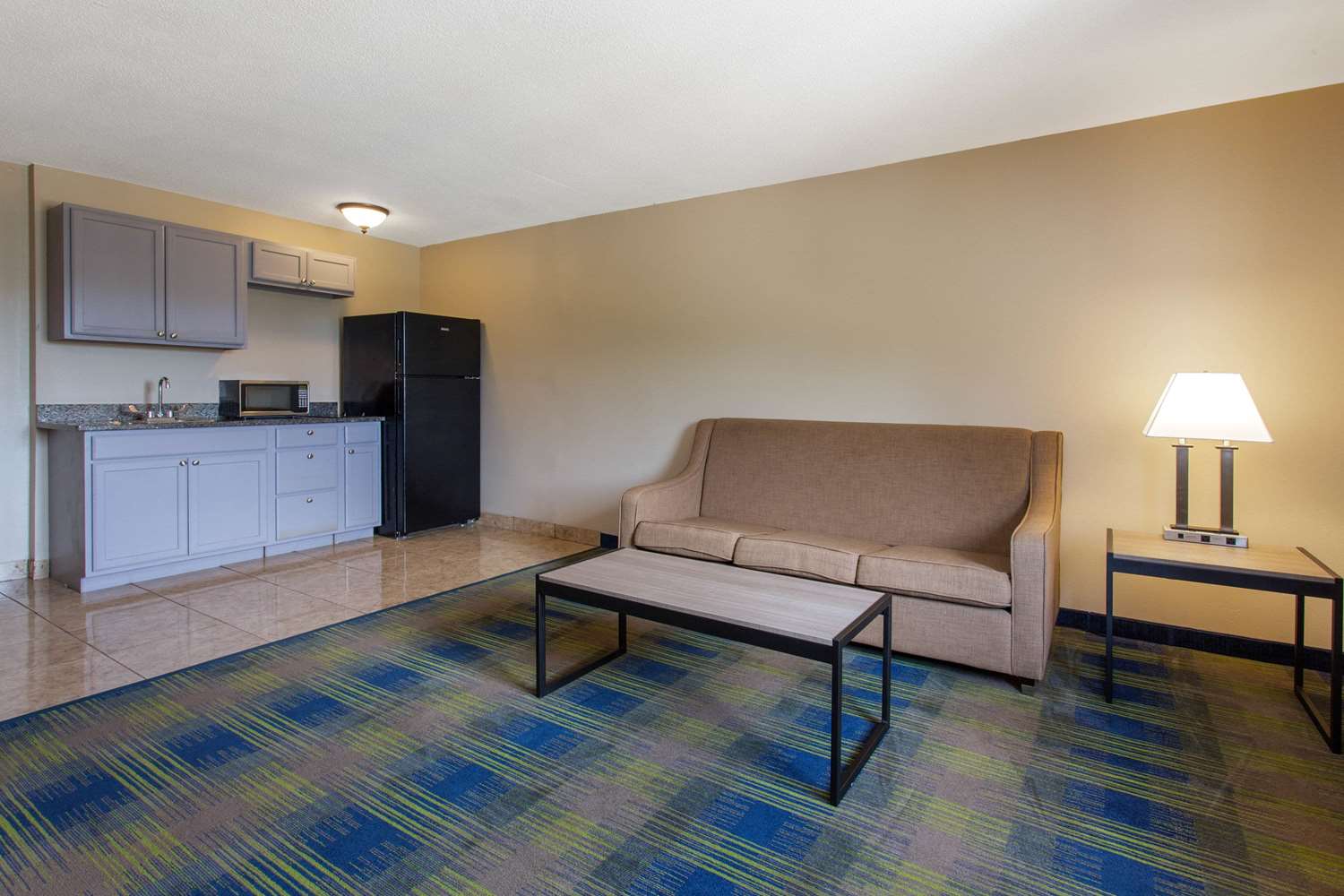 Super 8 by Wyndham Cromwell/Middletown 12/28