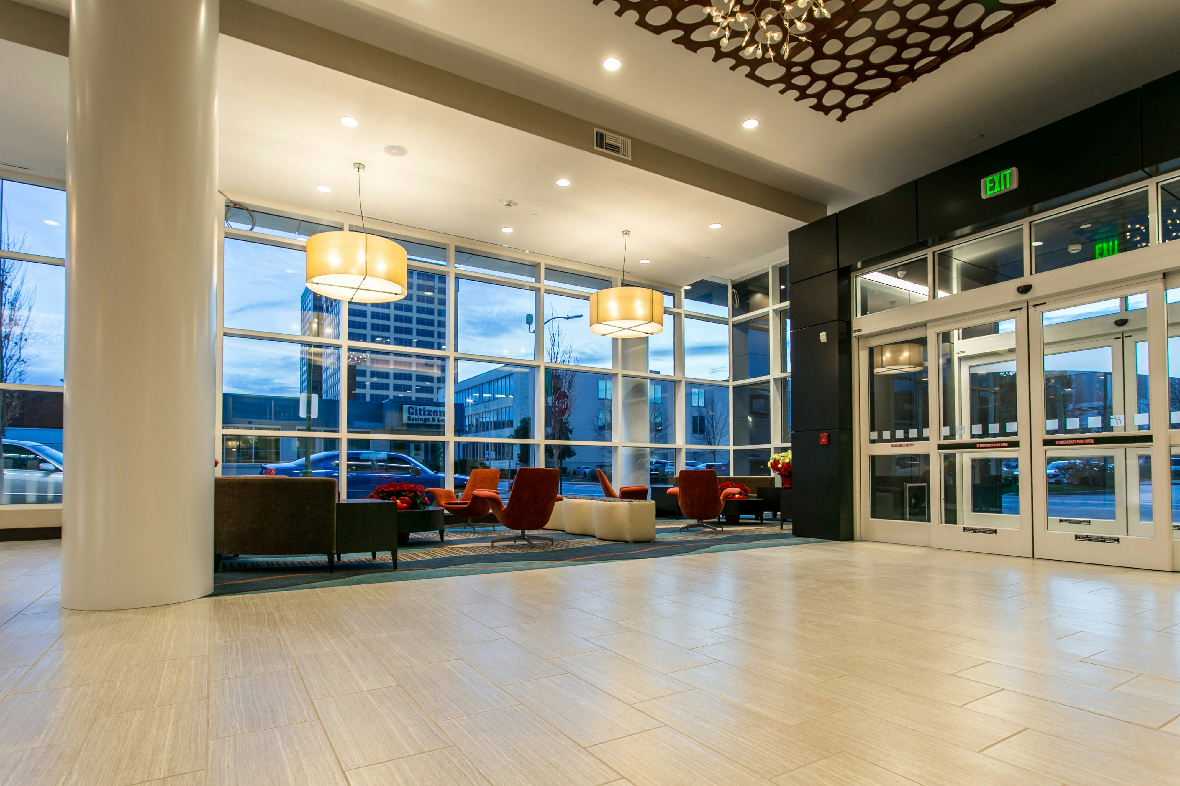 Holiday Inn Hotel & Suites CHATTANOOGA DOWNTOWN 54/65