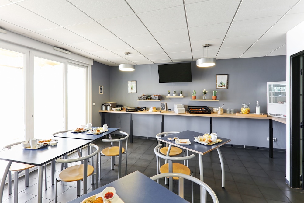 restaurant-cafeteria