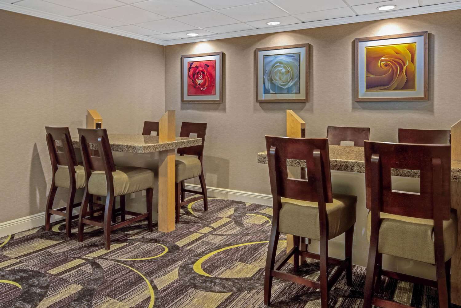 La Quinta Inn & Suites by Wyndham Naples East I-75 33/45