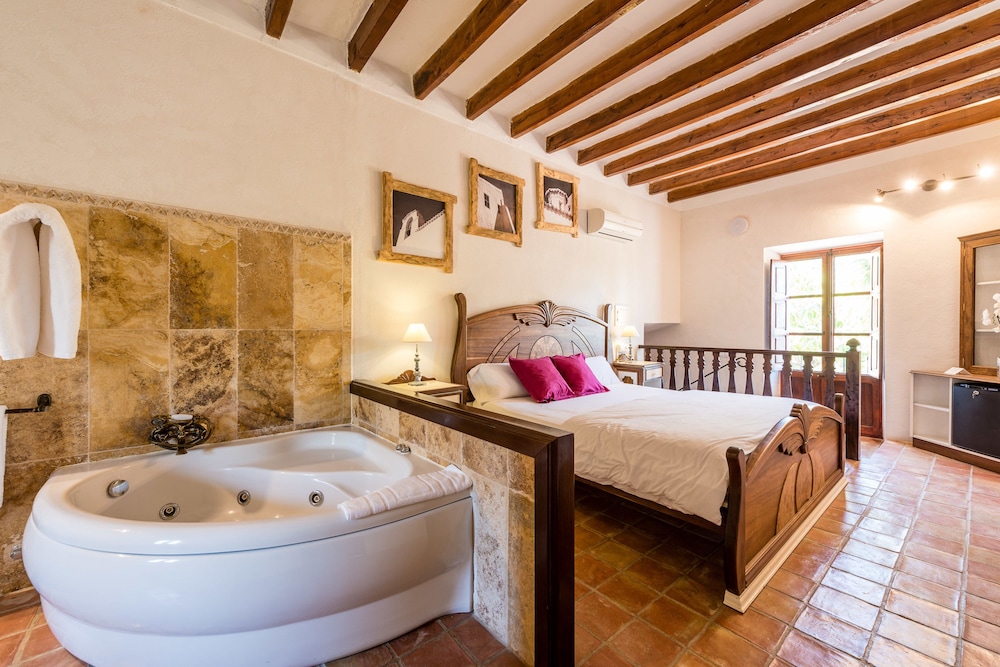 Agroturismo Can Pere Sord 48/50