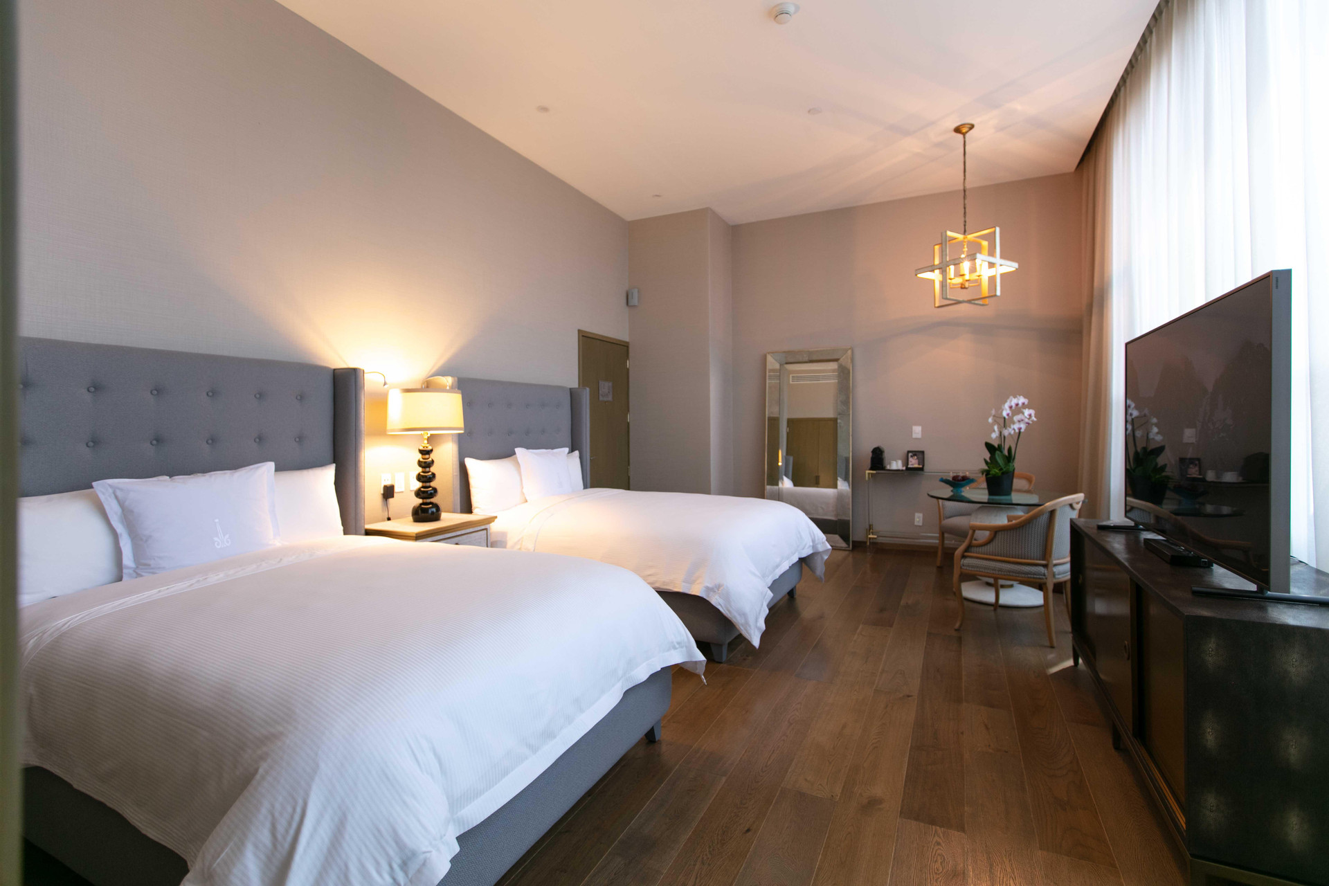 Superior, Double Bed, Street View