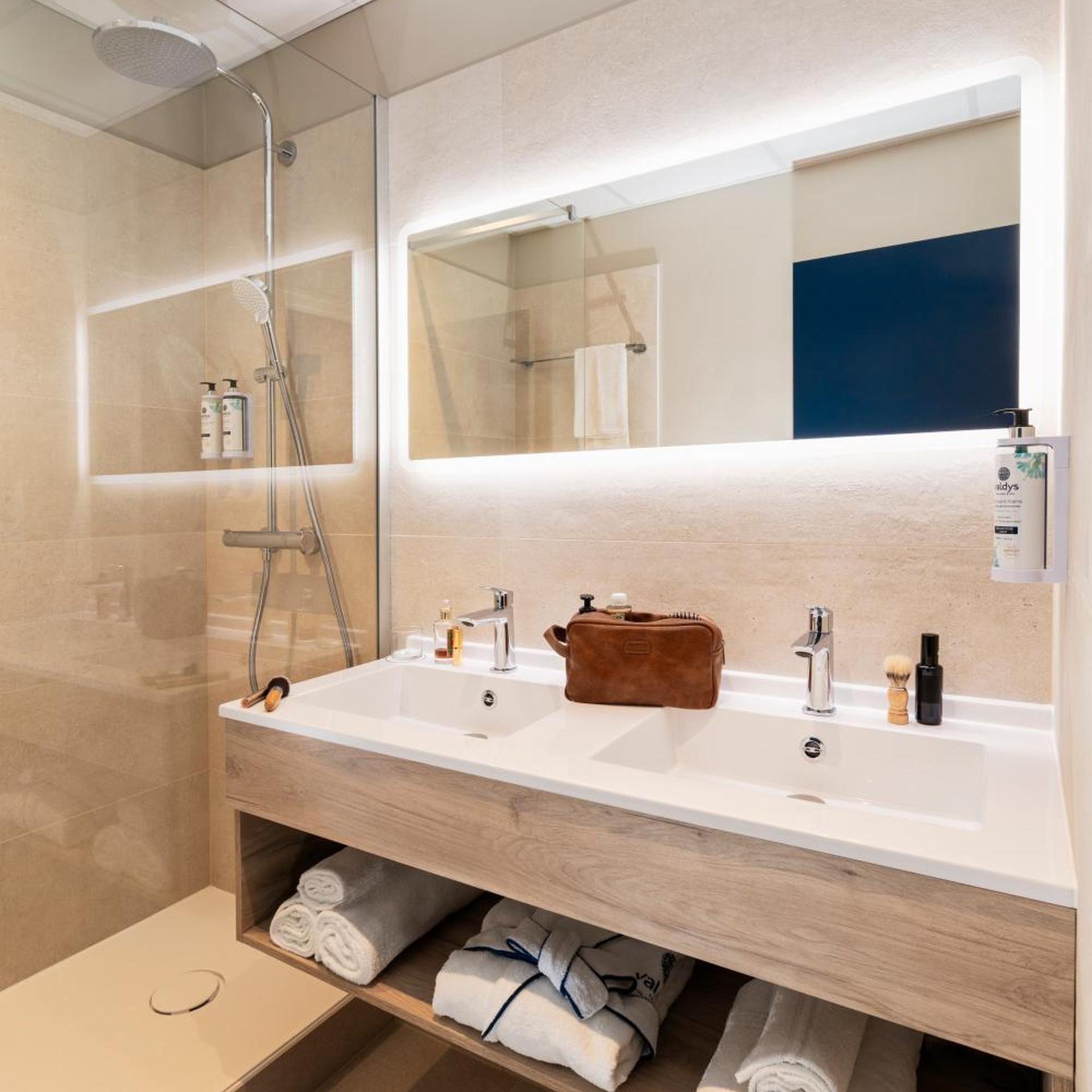 جناح عائلي، Hotel Valdys L Escale Marine 2/3