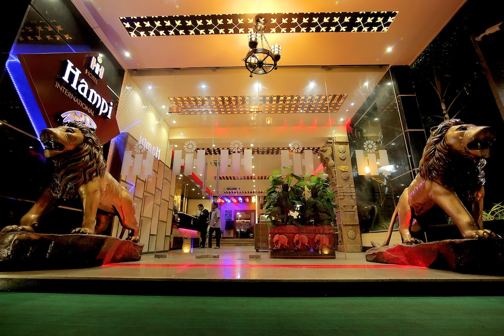 Hotel Hampi International 3/36