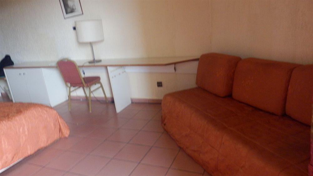 Ayaba Hotel 6/19