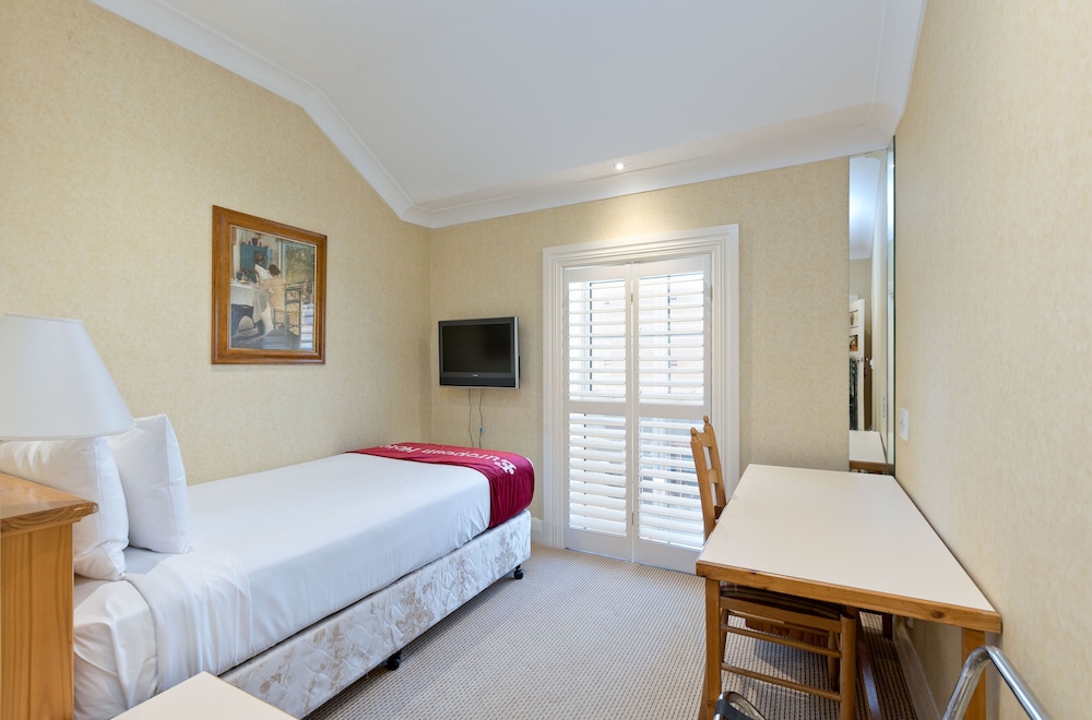 European Hotel 29/57