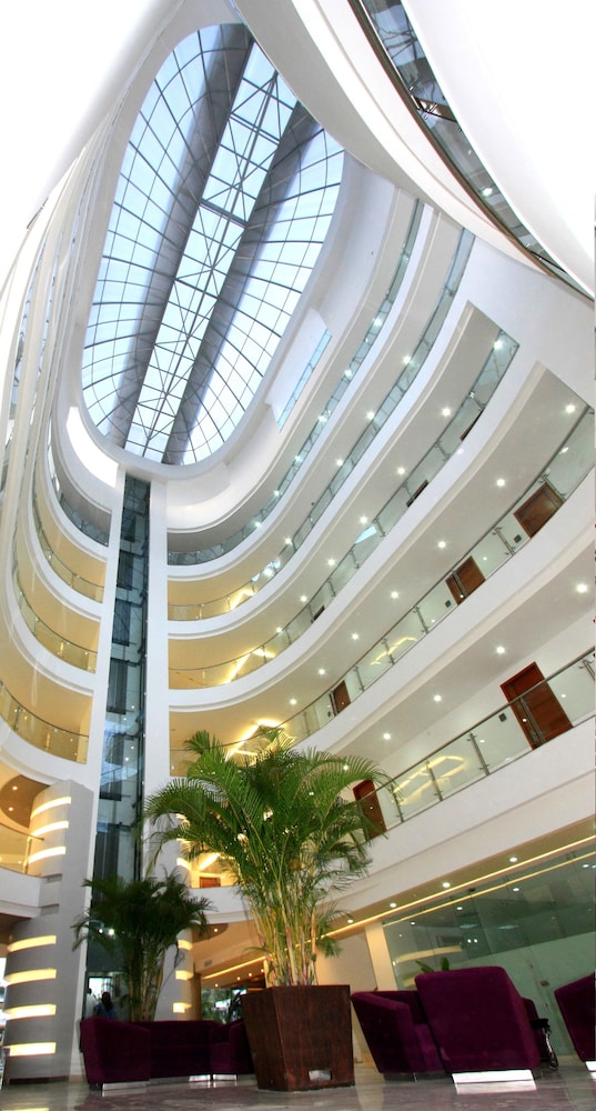 Hotel Atrium Plaza 12/65