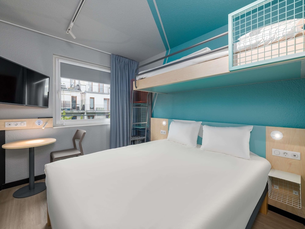 Ibis Budget Hamburg City 24/56