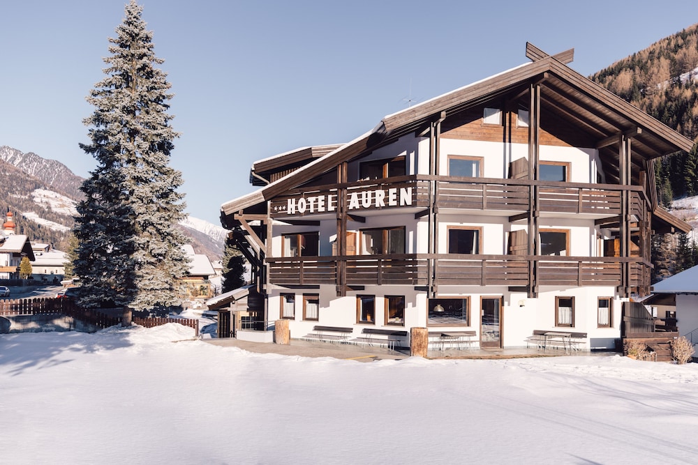 Hotel Auren 2/48